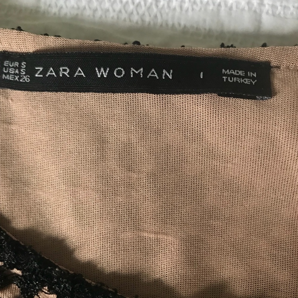 Dress - Picture 3 of 3